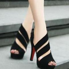 Stylish Handmade Black Straps High Heel Sandals