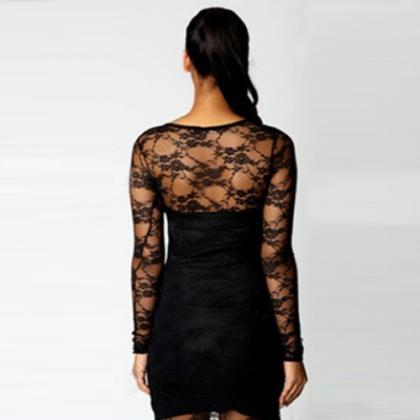 Sexy Lace Spliced Long Sleeve Round Neck Slim Fit..