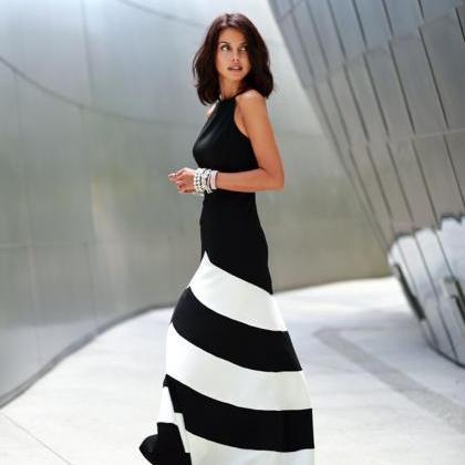 Temperament Black And White Stripe Mosaic Fashion..