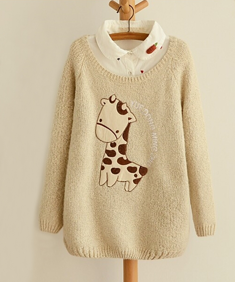 Cute Giraffe Embroidery Applique Sweater